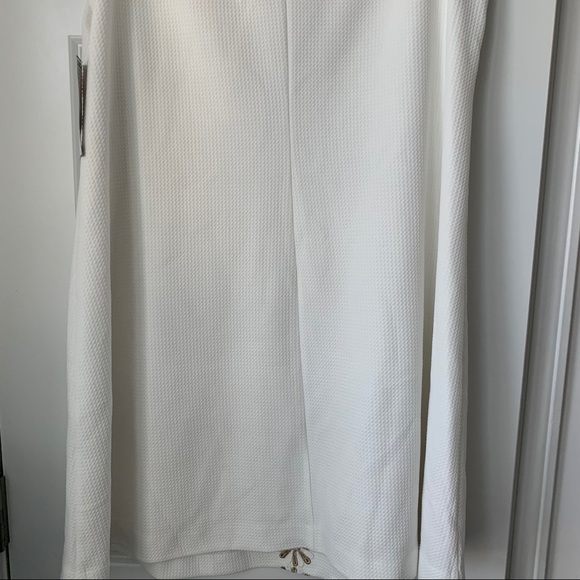 White and gold dress - Picture 5 of 9